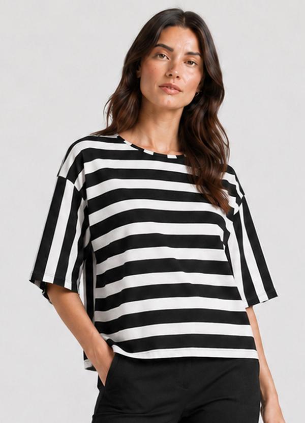 Blusa Feminina Listrada Preto