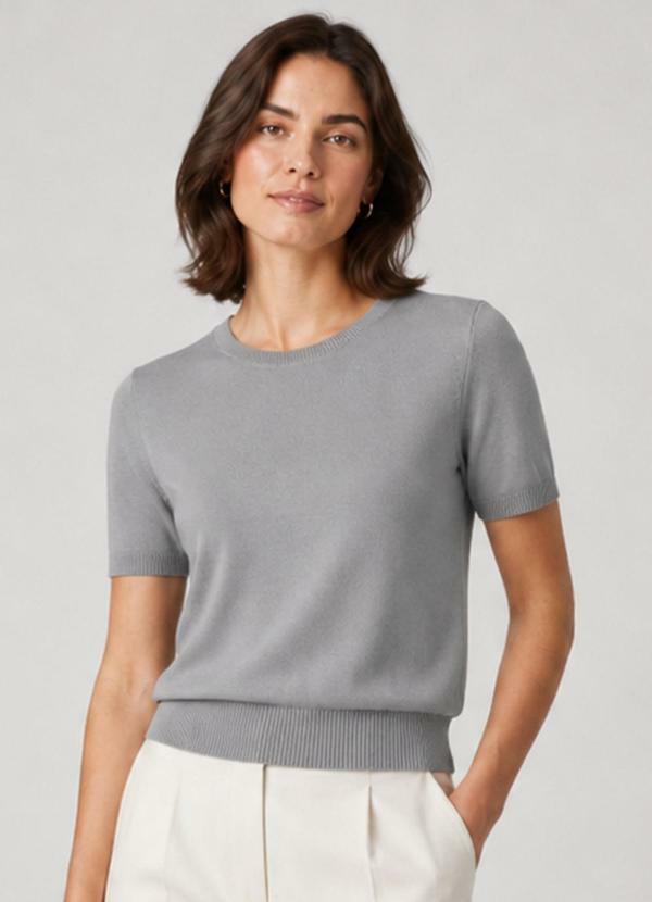 Blusa Feminina Manga Curta Lisa em Tricot Cinza