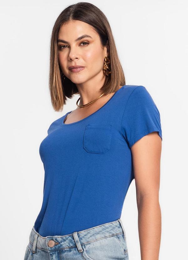 Vista 2 Blusa Feminina Viscotorcion com Bolso Azul Rovitex Rovitex