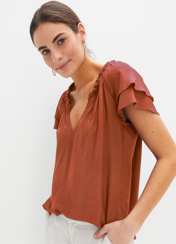Blusa Ferrugem em Viscose Plana