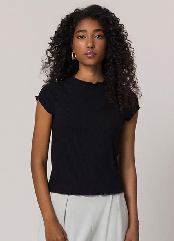 Blusa Gola Alta em Ribana Preto