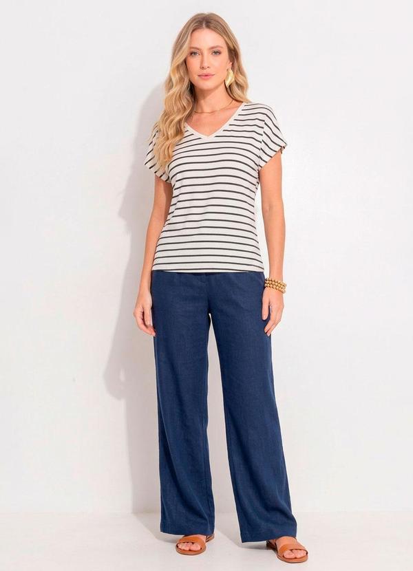 Blusa Listrada em Malha de Viscose