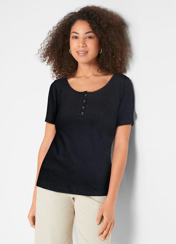 Blusa Manga Curta com Peitilho Preta