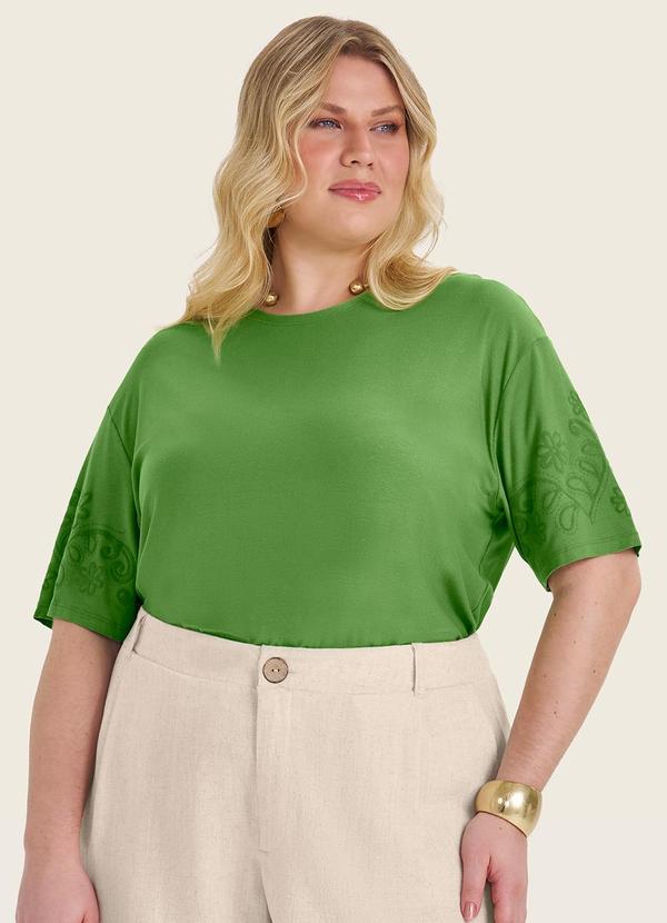 Blusa Manga Curta Plus Size Verde