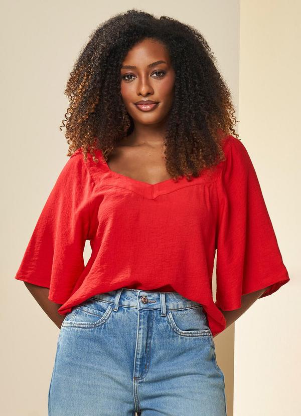 Vista 2 Blusa Nature Creponada Vermelho Doce Trama Doce Trama