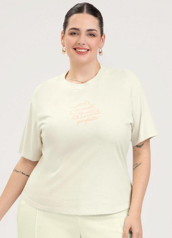 Blusa Plus Size em Algodão Off White
