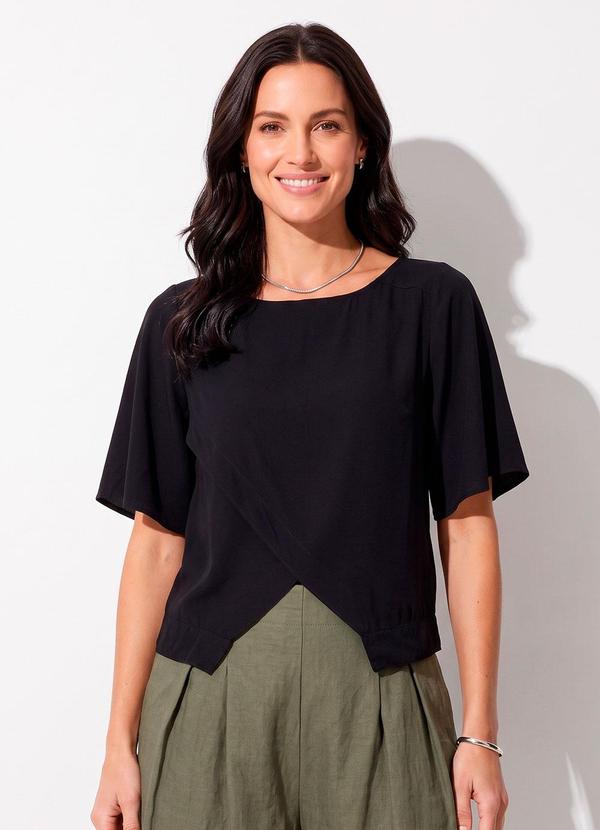 Blusa Preta com Amarração