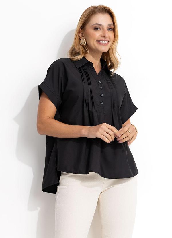 Blusa Preta em Poliéster