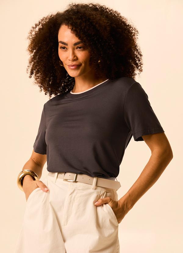 Blusa Regular em Moletinho Café