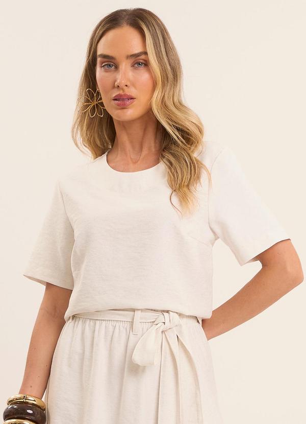 Vista 2 Blusa Reta Brisamar com Decote Redondo Branco Doce Trama Doce Trama