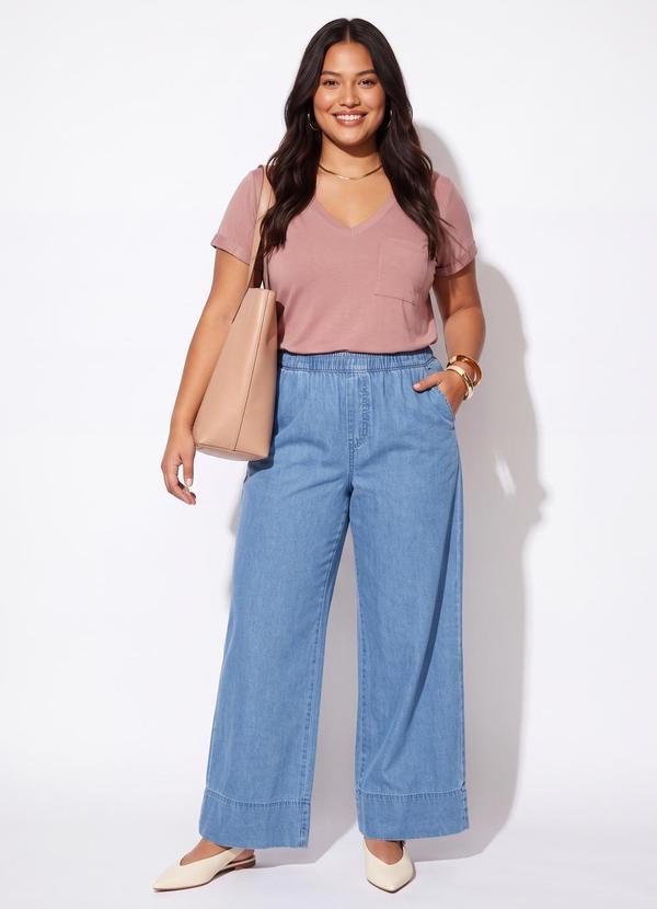 Blusa Rose com Decote V e Bolso Frontal