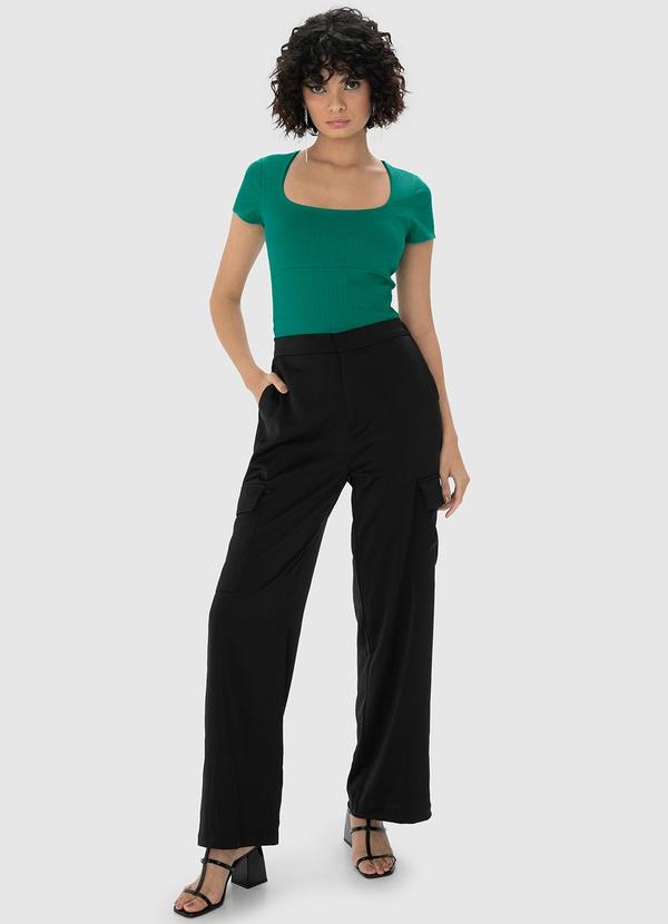 Vista 2 Blusa Verde Justa em Malha Trabalhada Enfim Enfim