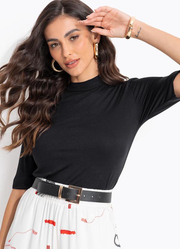 Blusa Viscose Golinha Preto