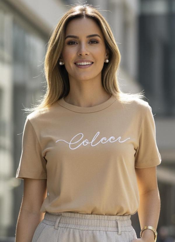 Camiseta em Malha Bege