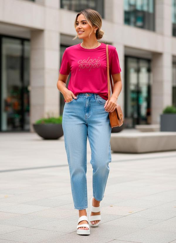Camiseta em Malha Rosa