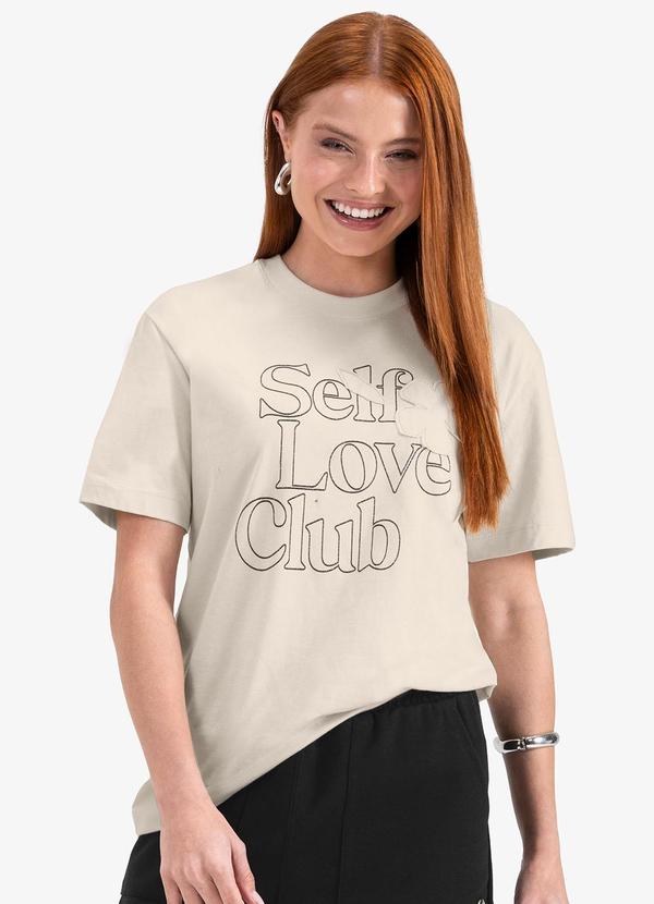Camiseta Juvenil Manga Curta em Meia Malha Bege