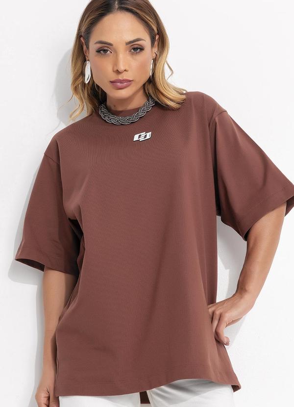 Camiseta Marrom