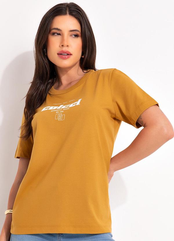 Camiseta Marrom