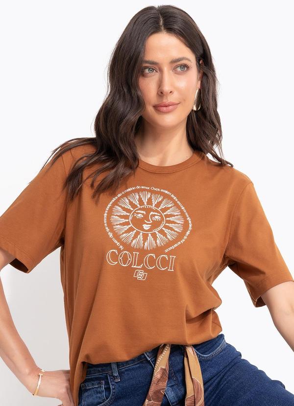 Camiseta Marrom
