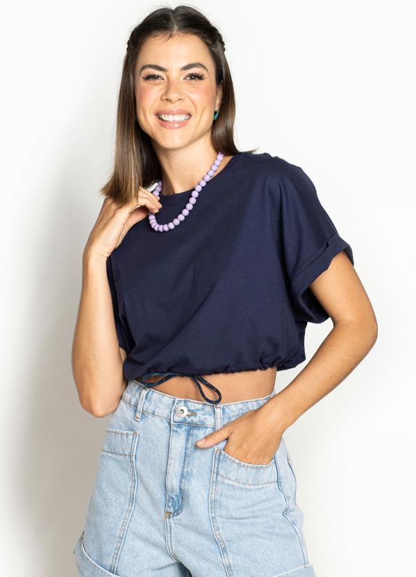 T-Shirt Cropped de Malha Marinho