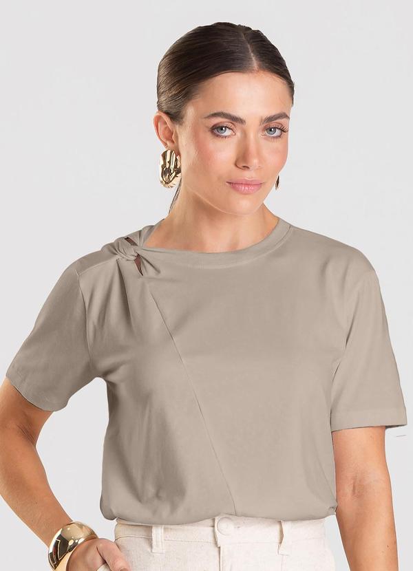 T- Shirt Feminina com Detalhe em Nó Bege