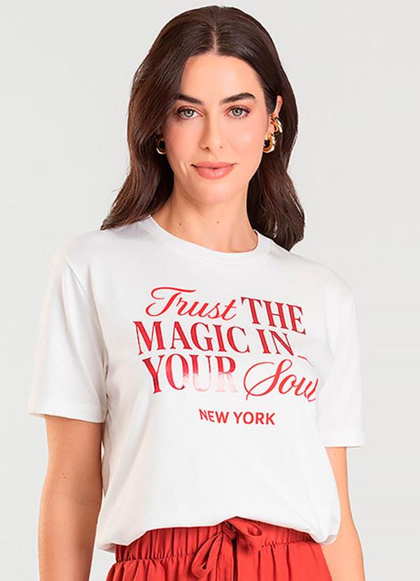 Vista 2 T-Shirt Feminina Manga Curta Bege Dianna Dianna