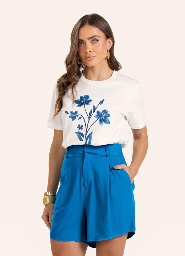 T- Shirt Feminina Manga Curta Bege
