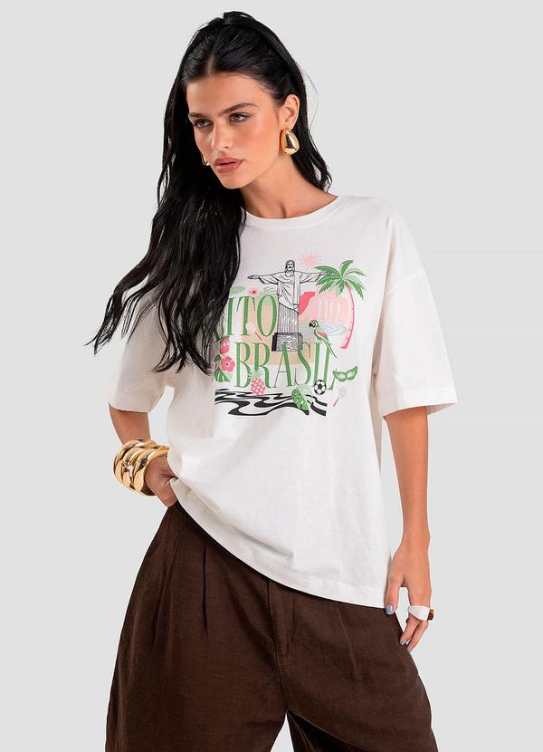 T-Shirt Feminina Oversized Brasil Bege