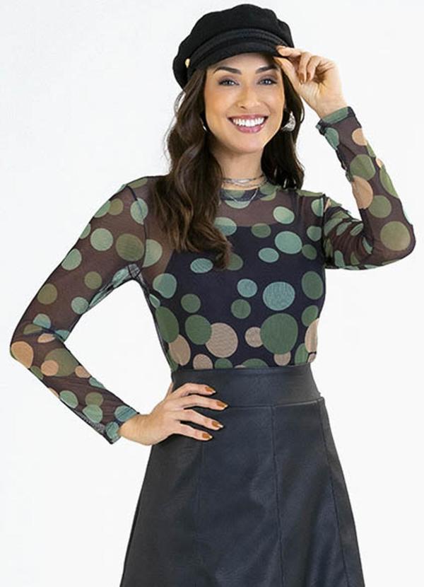 Vista 2 Blusa Adulto em Tule e Viscolycra Verde Soft Bonni Soft Bonni