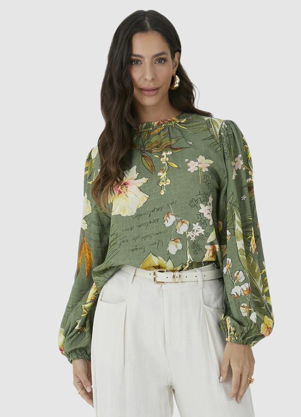 Blusa Ampla Floral em Viscolinho Verde