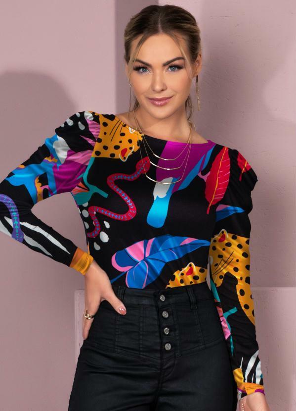 Vista 2 Blusa Animais Fundo Preto com Mangas Bufantes Quintess Quintess