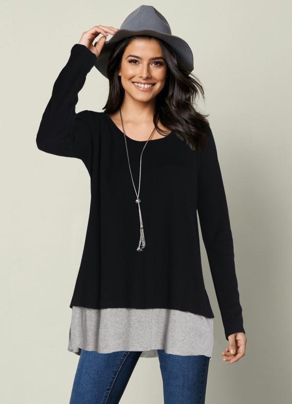 Blusa com Abertura Costas Preta e Cinza