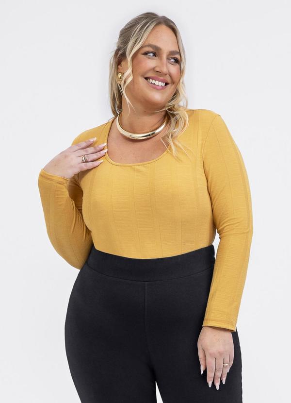 Blusa em Canelado Amarelo Médio