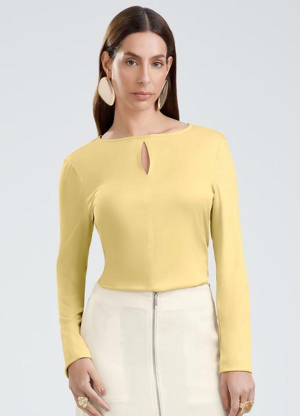 Blusa em Viscose Amarelo Claro
