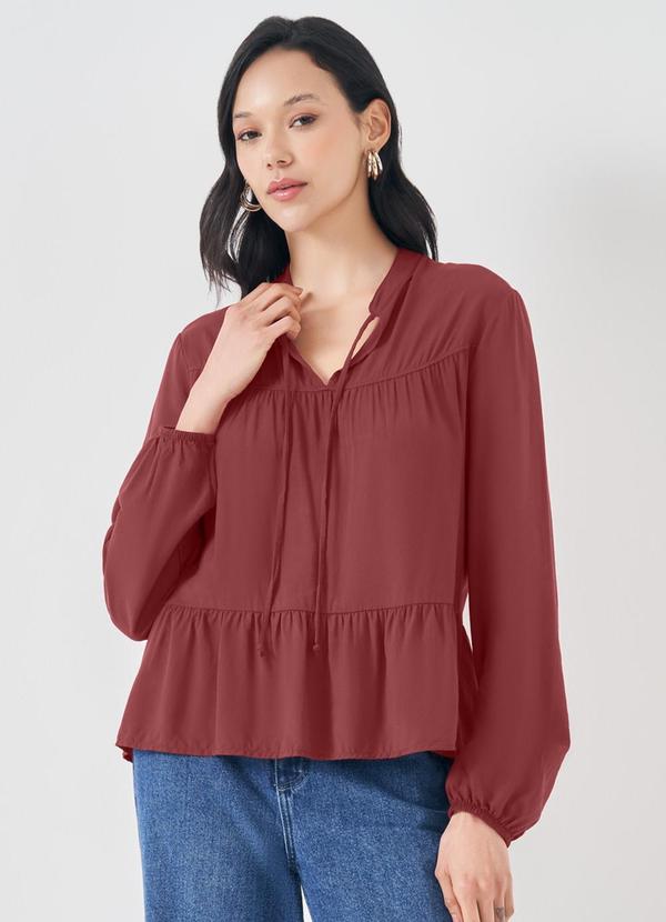 Blusa em Viscose com Amarração na Gola Vermelho