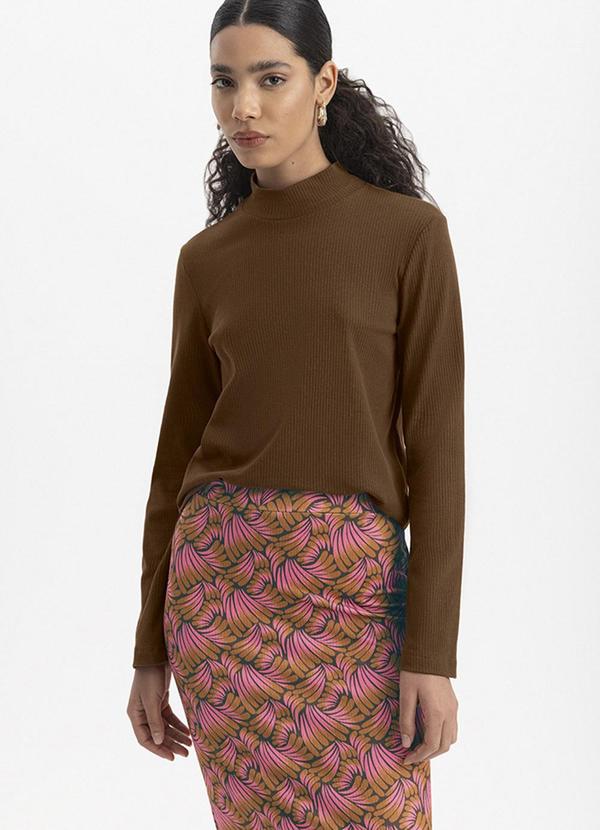 Blusa Feminina em Ribana Marrom