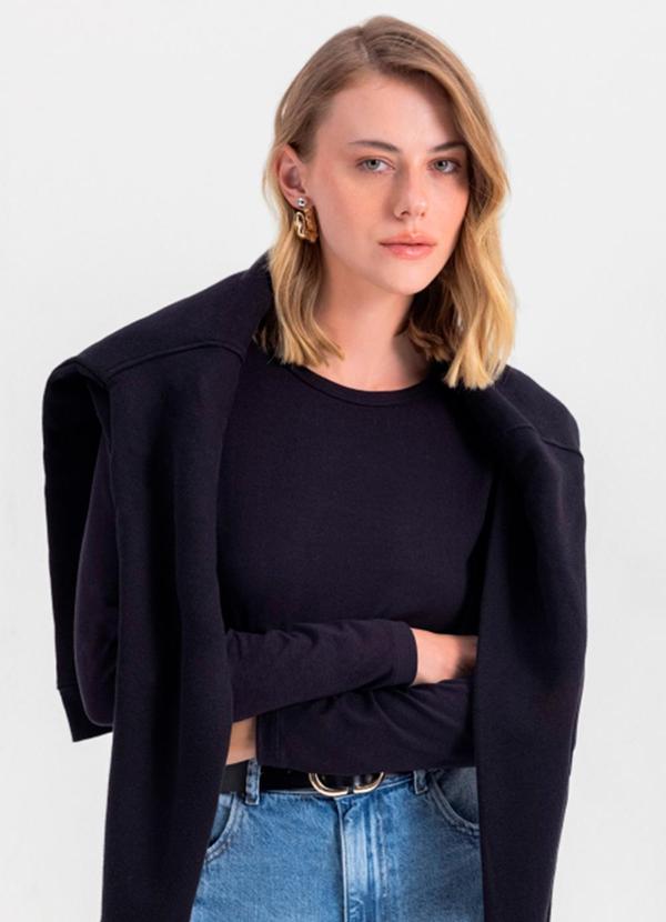 Vista 2 Blusa Feminina Essencial em Algodão Preto Essendi Essendi