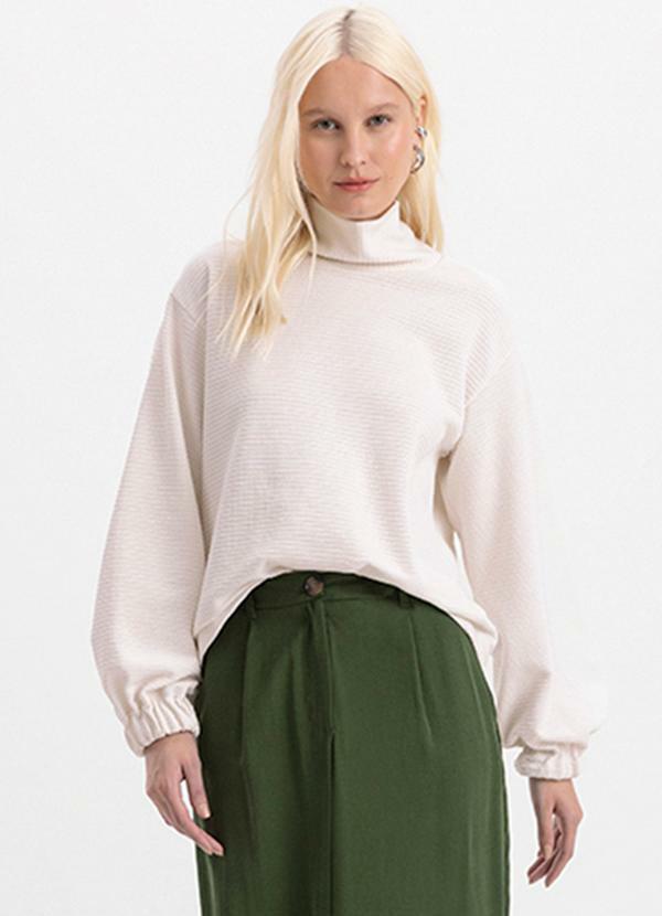 Blusa Feminina Gola Alta Natural