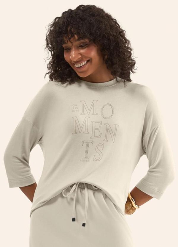 Blusa Manga 3/4 em Visco Tricot Bege