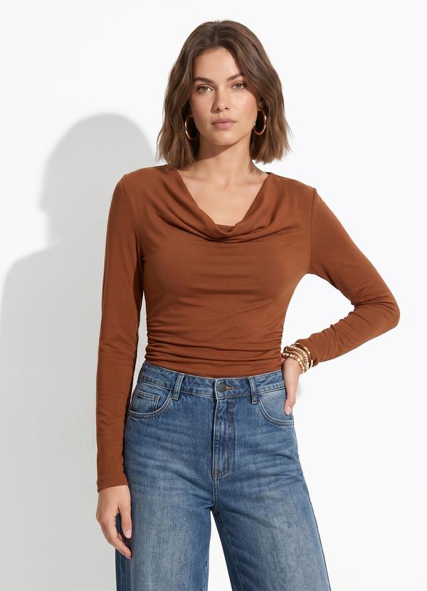 Blusa Marrom