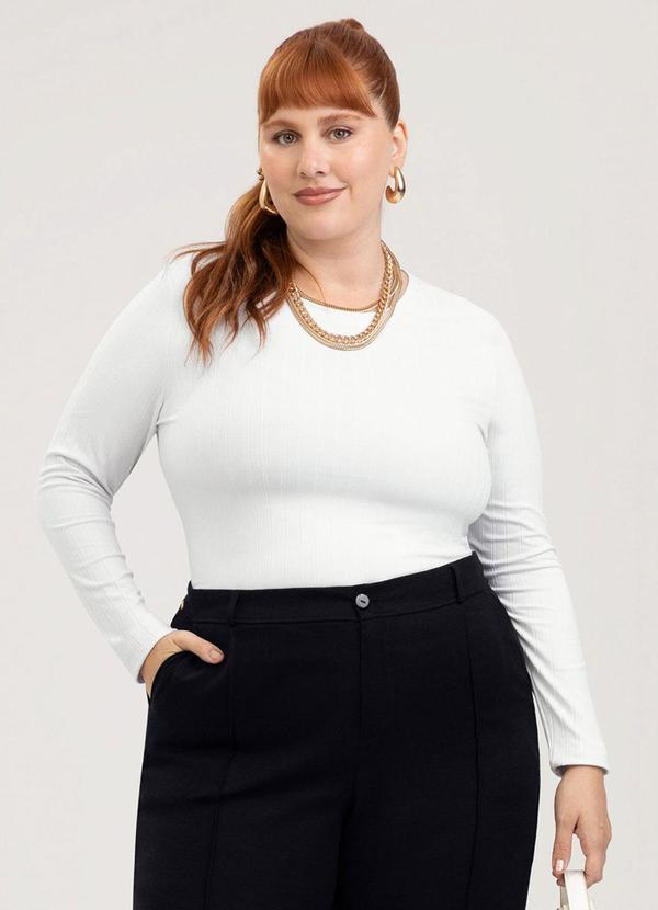 Blusa Plus Size em Canelado Branco