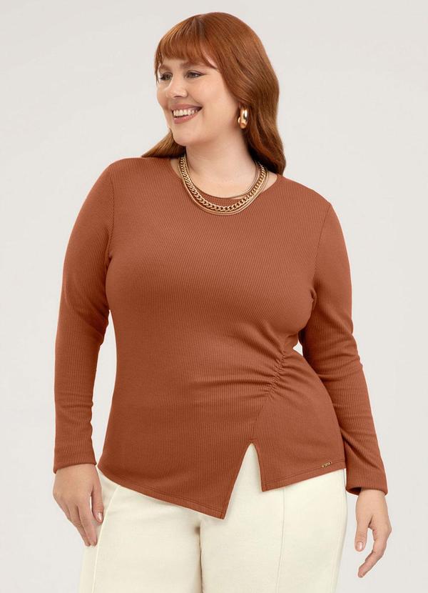 Blusa Plus Size em Canelado Marrom