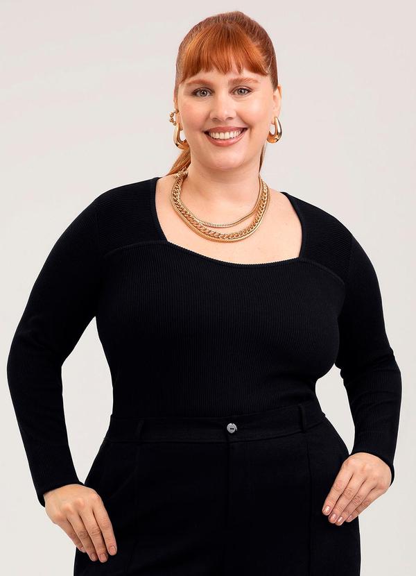 Blusa Plus Size em Canelado Preto