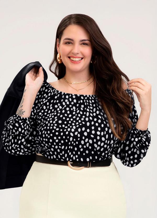 Blusa Plus Size em Viscose Preto