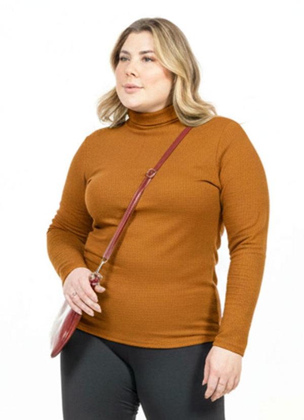 Blusa Plus Size Manga Longa Marrom