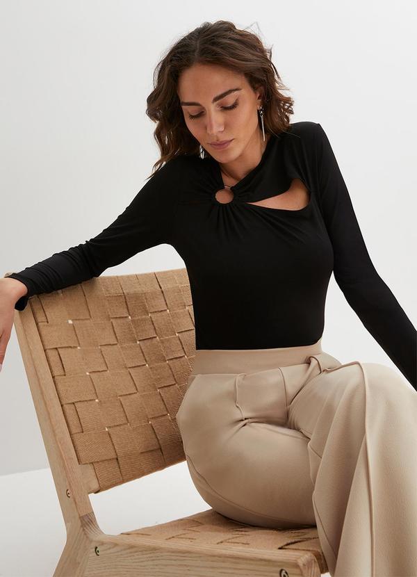 Blusa Preta em Malha de Viscose