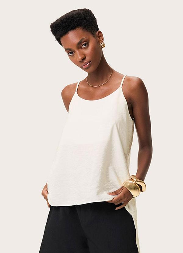 Blusa Ampla Acetinada Texturizada Branco
