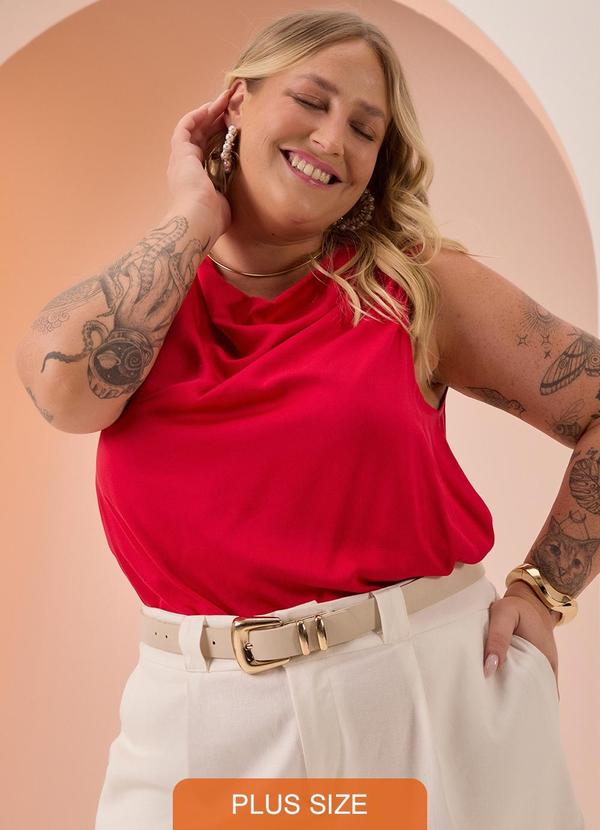 Blusa Plus Size com Decote Degagê Vermelho