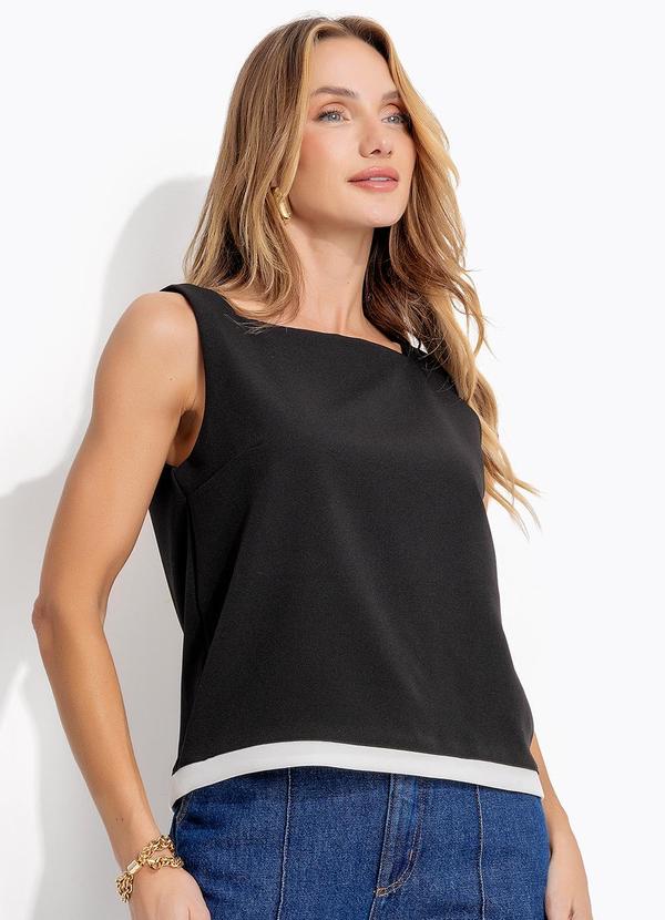 Blusa Preta em Crepe Plano