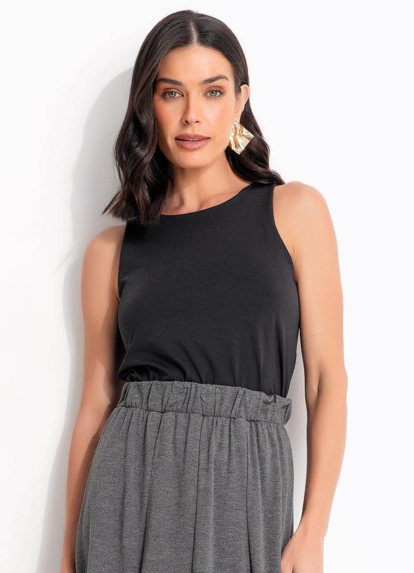 Blusa Preta em Malha de Compressão